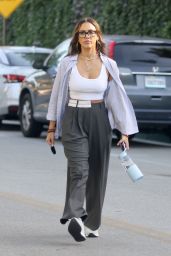 Jessica Alba Street Style - Beverly Hills 09/13/2023