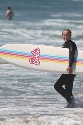 JoJo Siwa - Surfing in Malibu 09/07/2023
