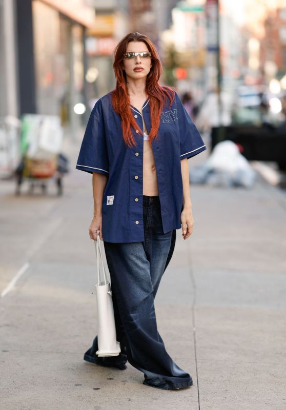 Julia Fox Street Style - New York 09/13/2023