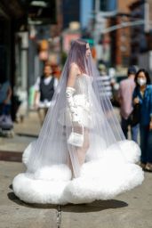 Julia Fox - Wiederhoeft Fashion Show in New York 09/12/2023