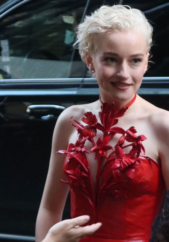 Julia Garner in New York 09/13/2023