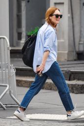 Julianne Moore - Stroll in New York City 09/11/2023