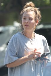 Kaley Cuoco - Out in Agoura Hills 09/25/2023