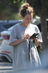 Kaley Cuoco - Out in Agoura Hills 09/25/2023