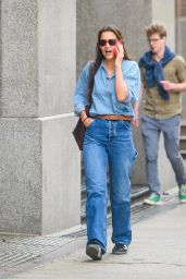 Katie Holmes Chatting on the Phone - New York 09/22/2023