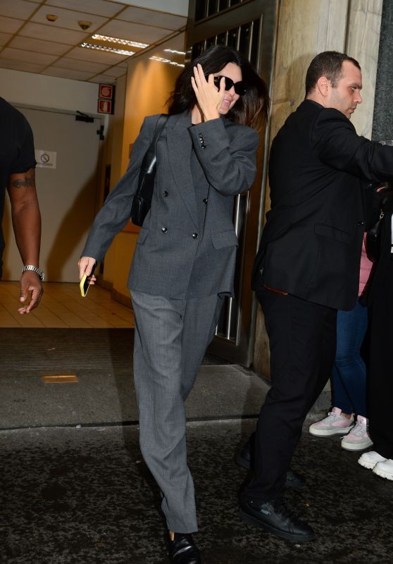 Kendall Jenner Wearing Grey Two Piece Suit and Dark Sunglasses in Milan 09/21/2023