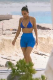 Kim Kardashian - Paddle Boarding in Turks 09/02/2023