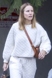 Kristen Bell - Shopping in Los Feliz 09/24/2023