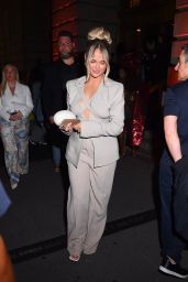 Molly-Mae Hague – Exits the PrettyLittleThing x Naomi Campbell Runway Show in New York 09/05/2023