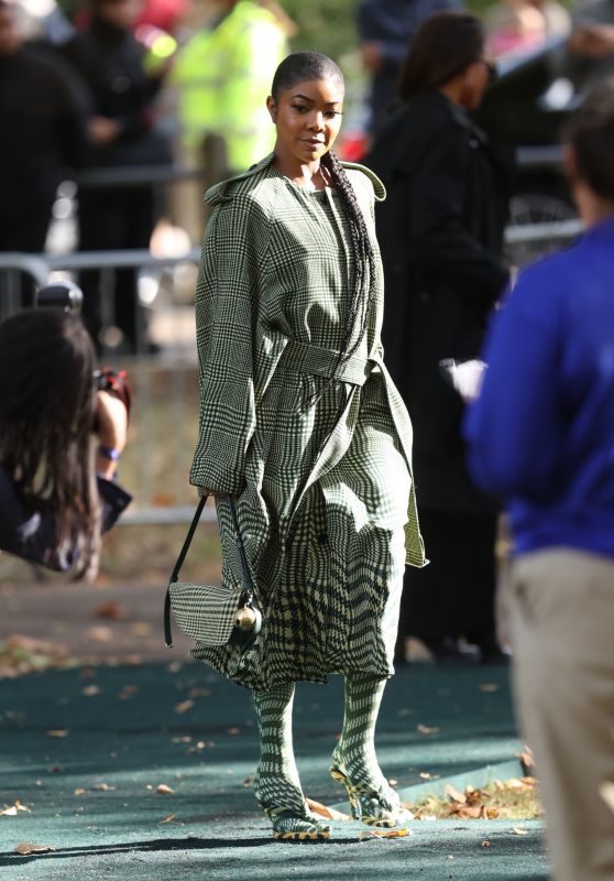 Naomi Ackie at Burberry Show During London Fashion Week 09/18/2023