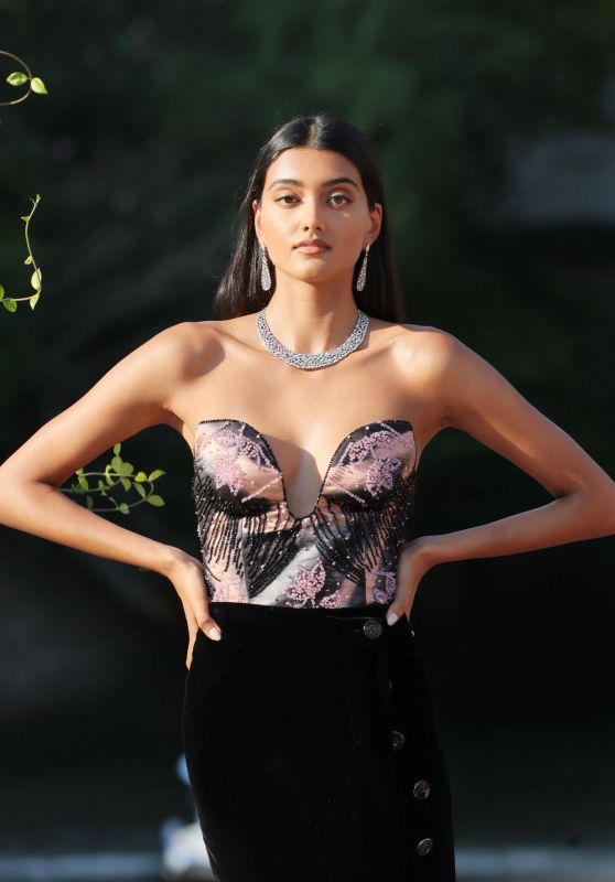 Neelam Gill - Arrives at the Hotel Excelsior in Venice 09/01/2023