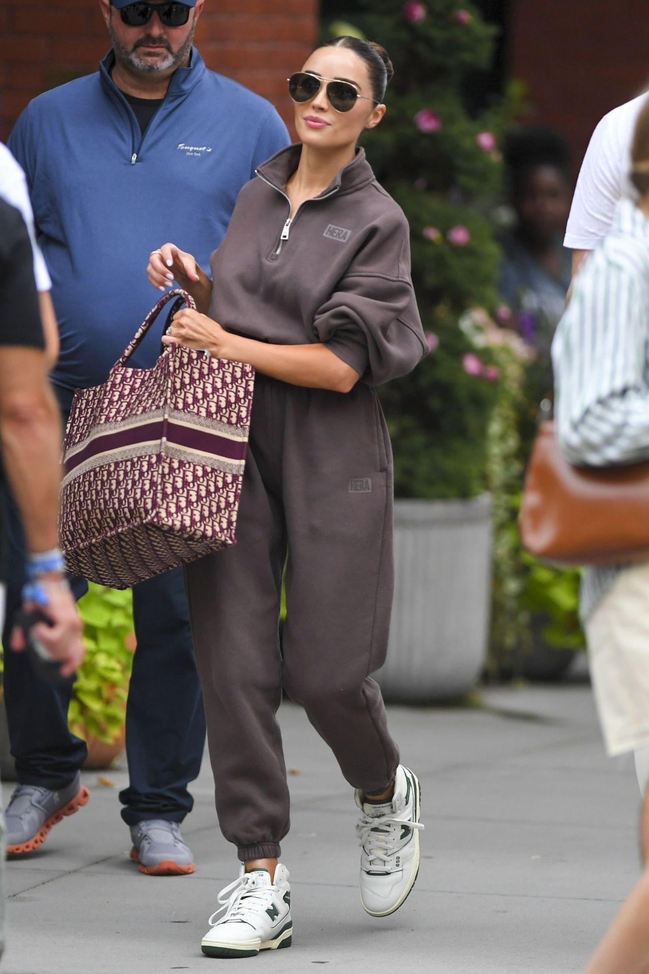 Olivia Culpo in Comfy Outfit in NYC 09/09/2023 • CelebMafia