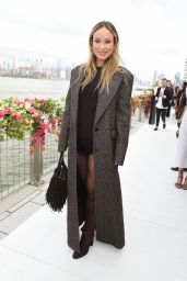 Olivia Wilde – Michael Kors Fashion Show in New York 09/11/2023