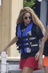 Shakira - Jet Ski Adventure in Miami 09/04/2023