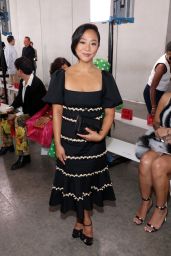Stephanie Hsu – Carolina Herrera Fashion Show in New York 09/12/2023