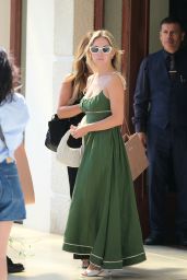 Sydney Sweeney - Arriving in Venice 09/01/2023