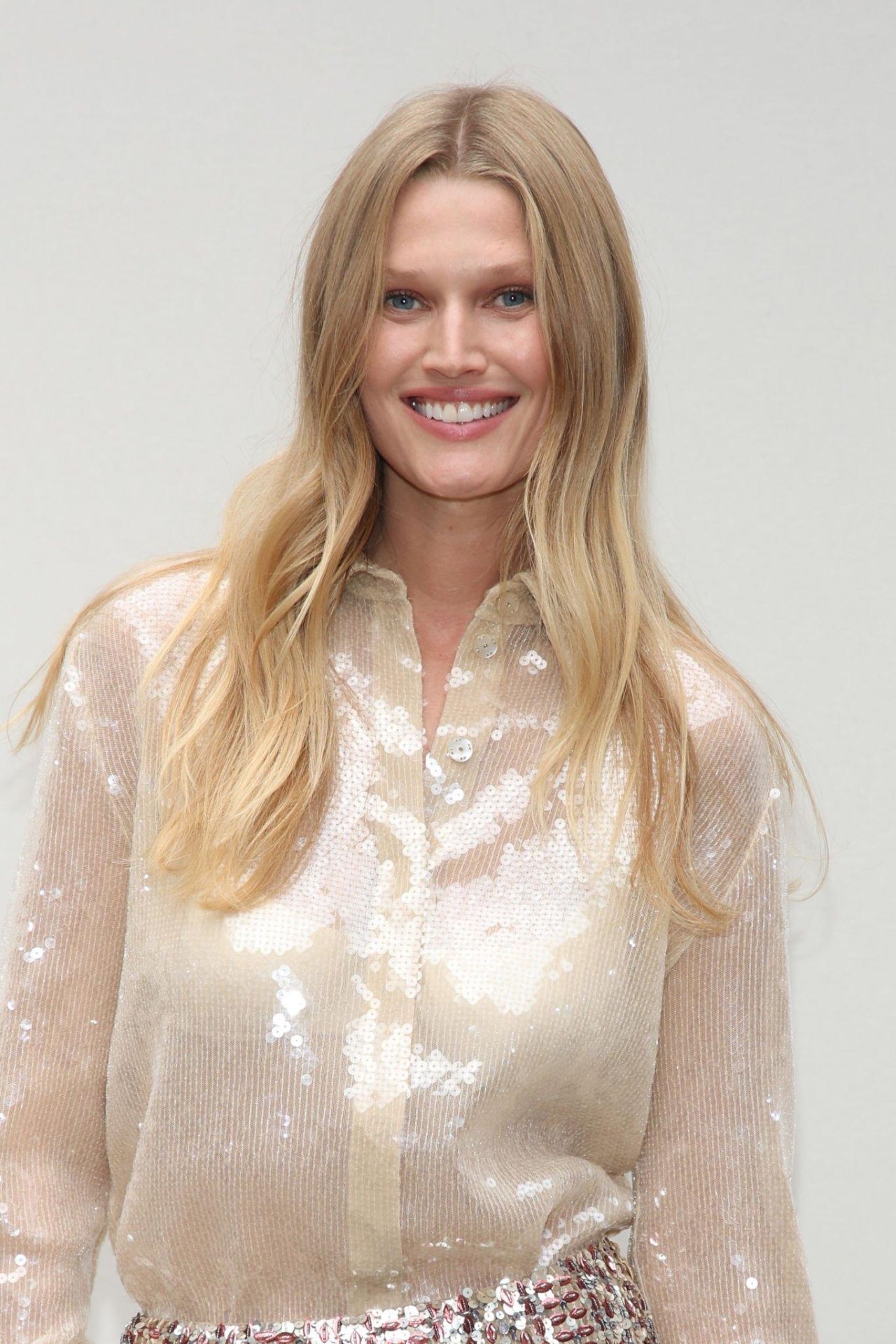 Toni Garrn - Alberta Ferretti Fashion Show in Milan 09/20/2023 • CelebMafia