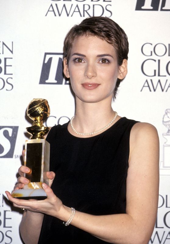 Winona Ryder - Golden Globe Awards in Beverly Hills 01/22/1994