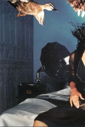 Aaliyah - Photo Shoot 2001 (DL)