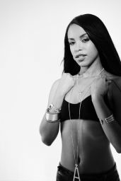 Aaliyah - Photo Shoot 2001 (HW)