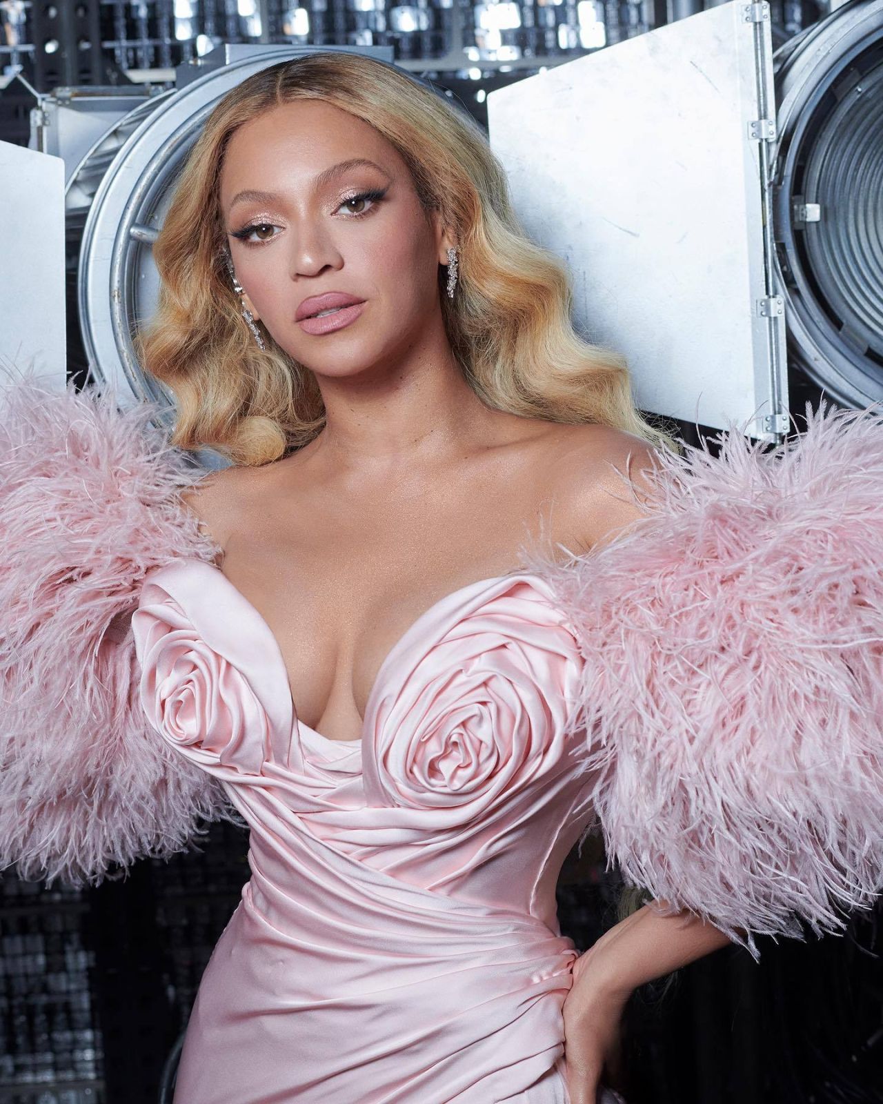 Beyonce Knowles 10 12 2023 CelebMafia