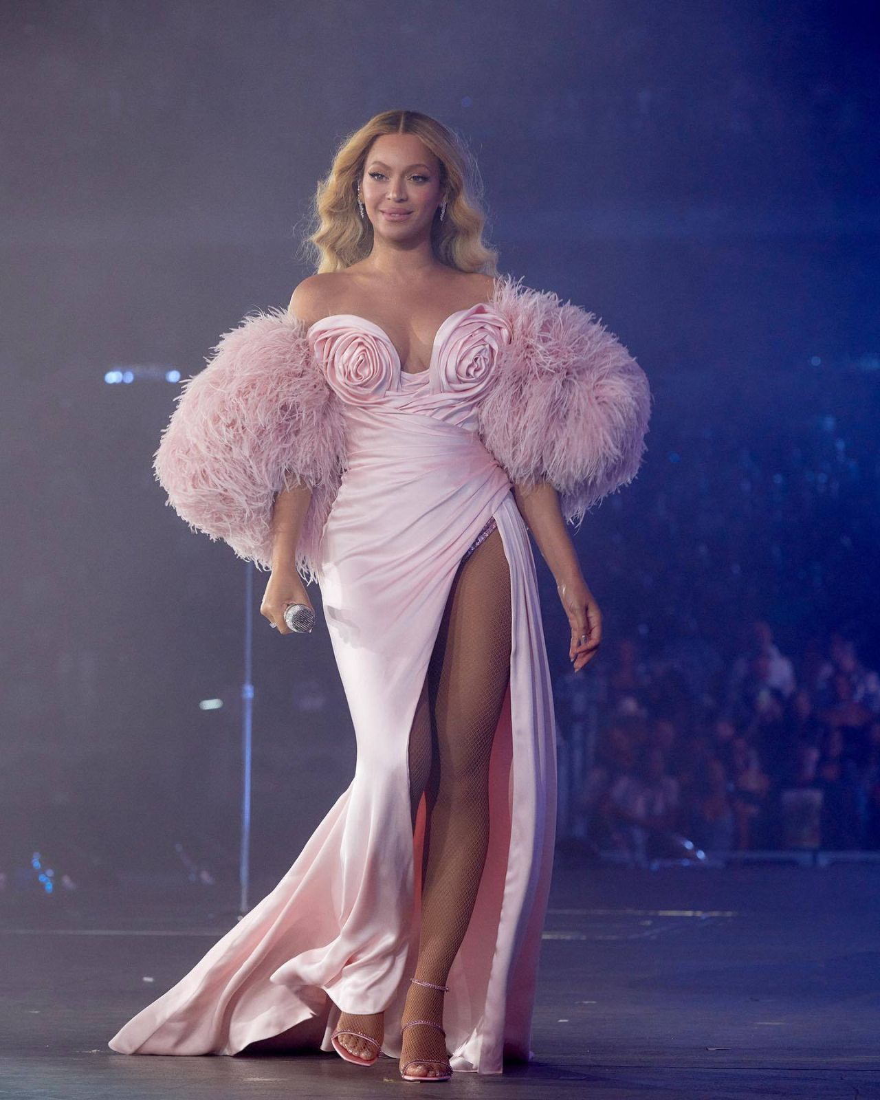 https://celebmafia.com/wp-content/uploads/2023/10/beyonce-knowles-10-12-2023-5.jpg