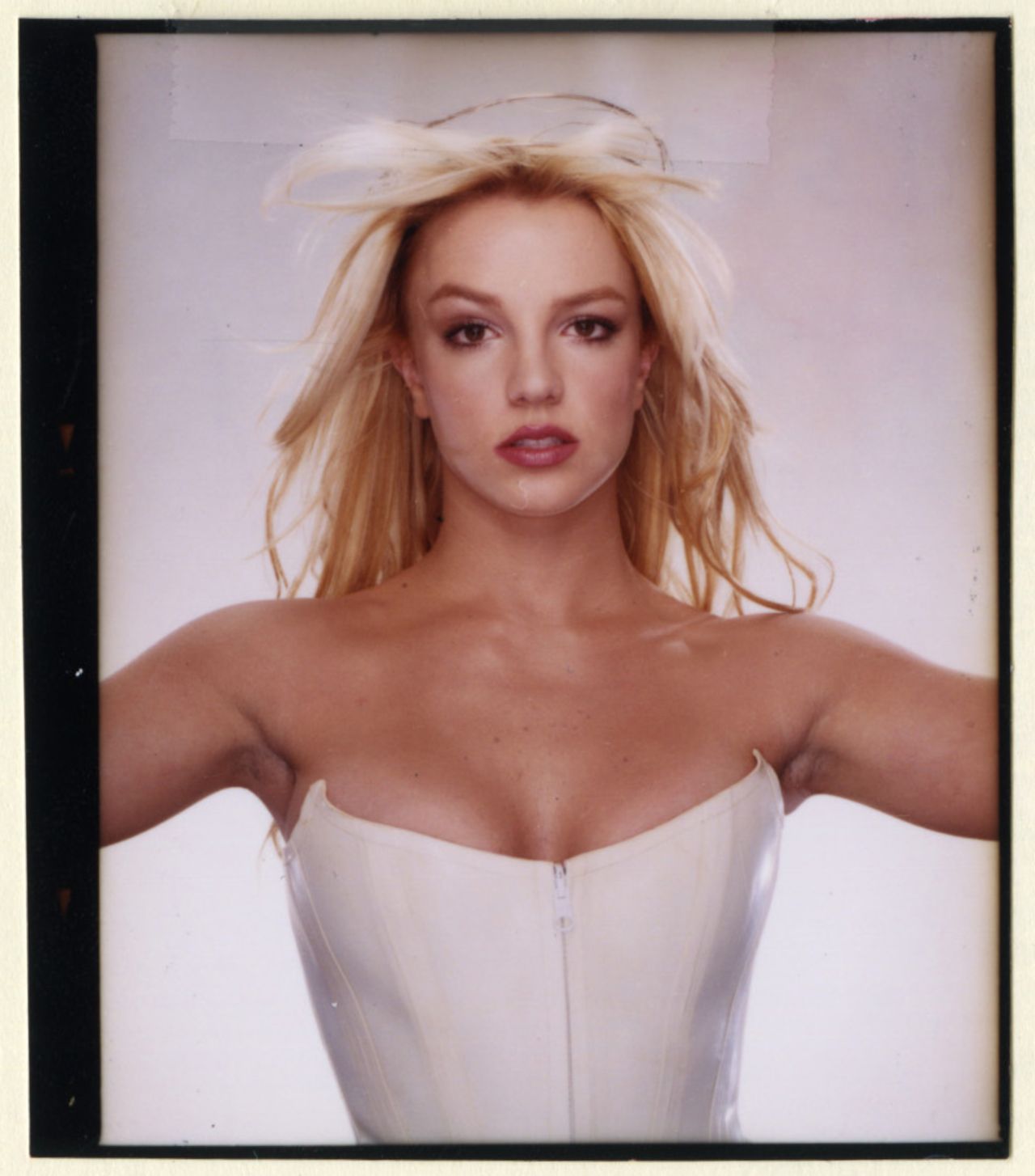 https://celebmafia.com/wp-content/uploads/2023/10/britney-spears-photo-shoot-2003-ms-13.jpg