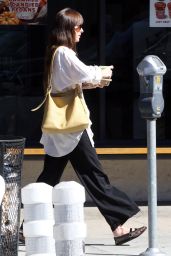 Dakota Johnson - Getting Coffee in LA 10/22/2023