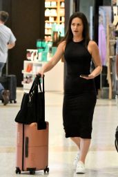 Danika Mason at Sydney Airport 10/13/2023