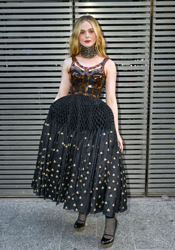 Elle Fanning - Alexander McQueen Show During Paris Fashion Week 09/30/2023