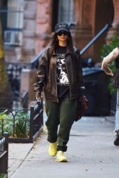 Emily Ratajkowski - Out in New York 10/11/2023