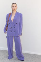 Emma Brooks – Stella McCartney Fashion Show in Paris 10/02/2023