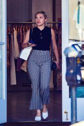Florence Pugh - Shopping in Beverly Hills 10/24/2023