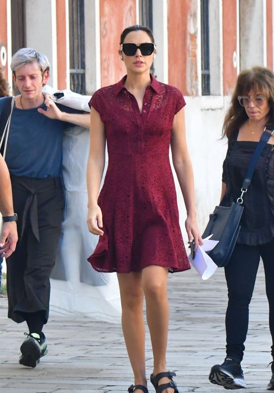 Gal Gadot in Maroon Dress and Gucci Sunglasses - Venice 10/02/2023