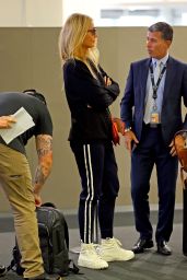 Gwyneth Paltrow at the Sydney Airport 10/28/2023