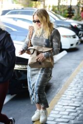Hilary Duff Los Angeles January 23, 2022 – Star Style