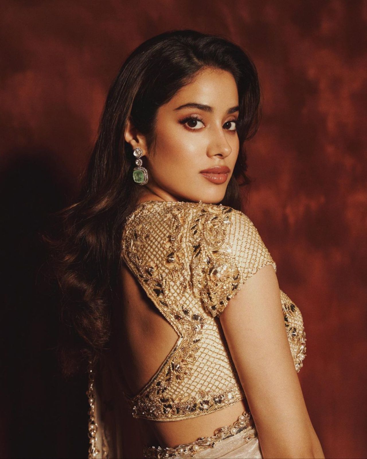 Janhvi Kapoor 10/22/2023 • CelebMafia