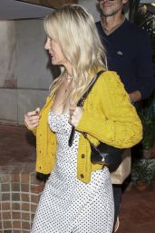 Jennie Garth - Out in Beverly Hills 09/30/2023