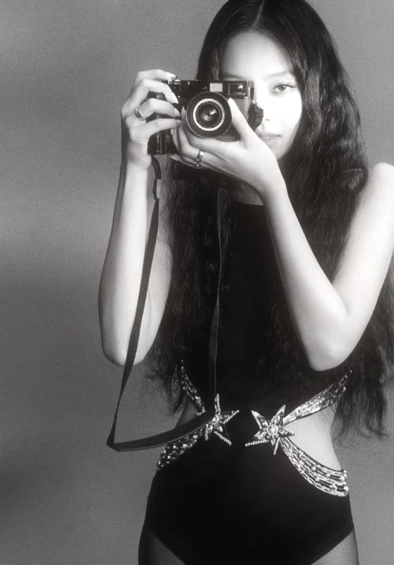 Jennie Kim (Blackpink) - Photoshoot for W Magazine Korea November 2023