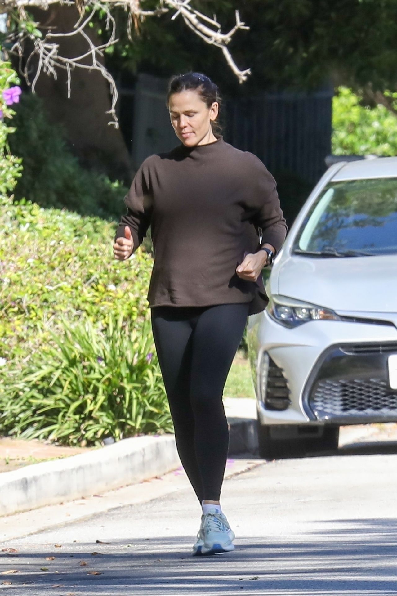 Jennifer Garner - Working Out in Brentwood 10/15/2023 • CelebMafia