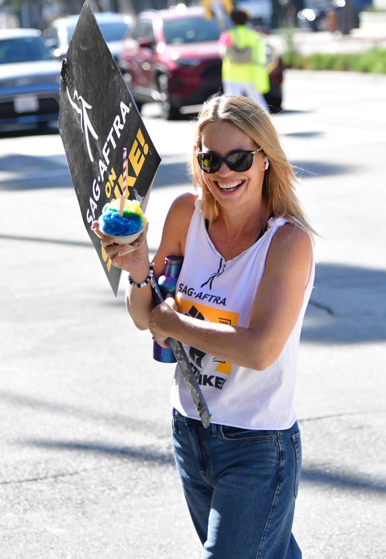 Jeri Ryan - SAG/AFTRA Strike Picket Lines in Front of Warner Bros