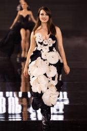 Katherine Langford - Le Defile L’oreal Paris – Walk Your Worth Show at Paris Fashion Week 10/01/2023