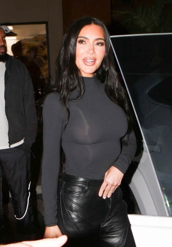 Kim Kardashian - Out in Thousand Oaks 10/27/2023