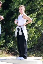 Kristen Bell - Out in Los Feliz 09/29/2023