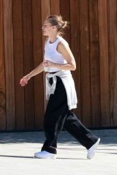 Kristen Bell - Out in Los Feliz 09/29/2023