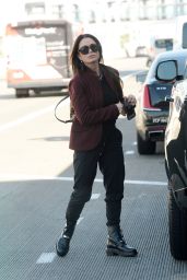 Kyle Richards - Arriving to LAX Airport in Los Angeles 10/16/2023