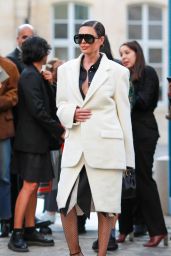 Lisa Rinna - Victoria Beckham Fashion Show in Paris 09/29/2023