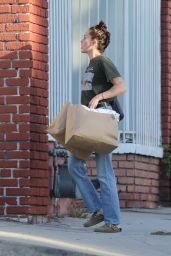Miley Cyrus - Goes Shopping in Highland Park 10/16/2023