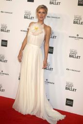 Nicky Hilton - Ballet