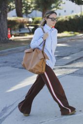 Olivia Wilde - Shopping at Joan’s on Third in Los Angeles 10/11/2023